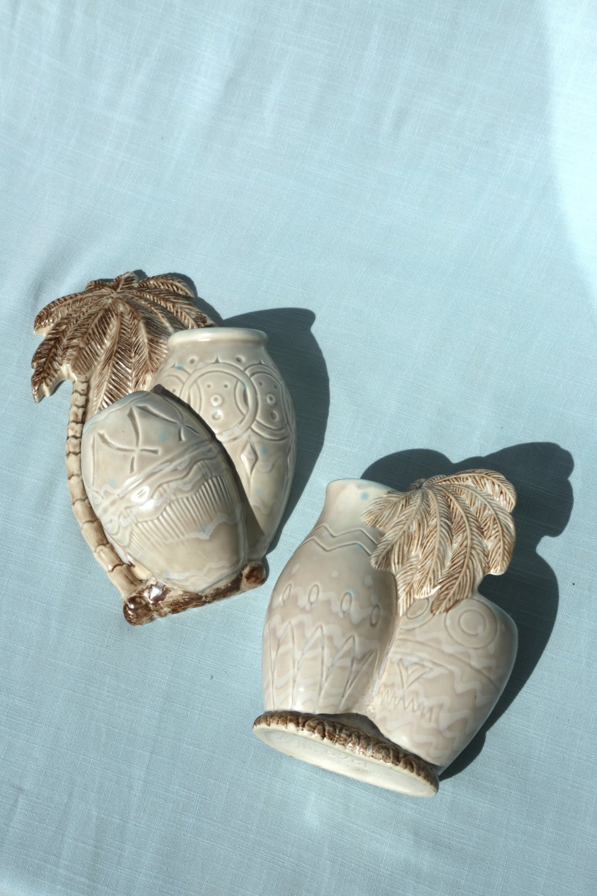 1950's Beswick Palm wall pocket