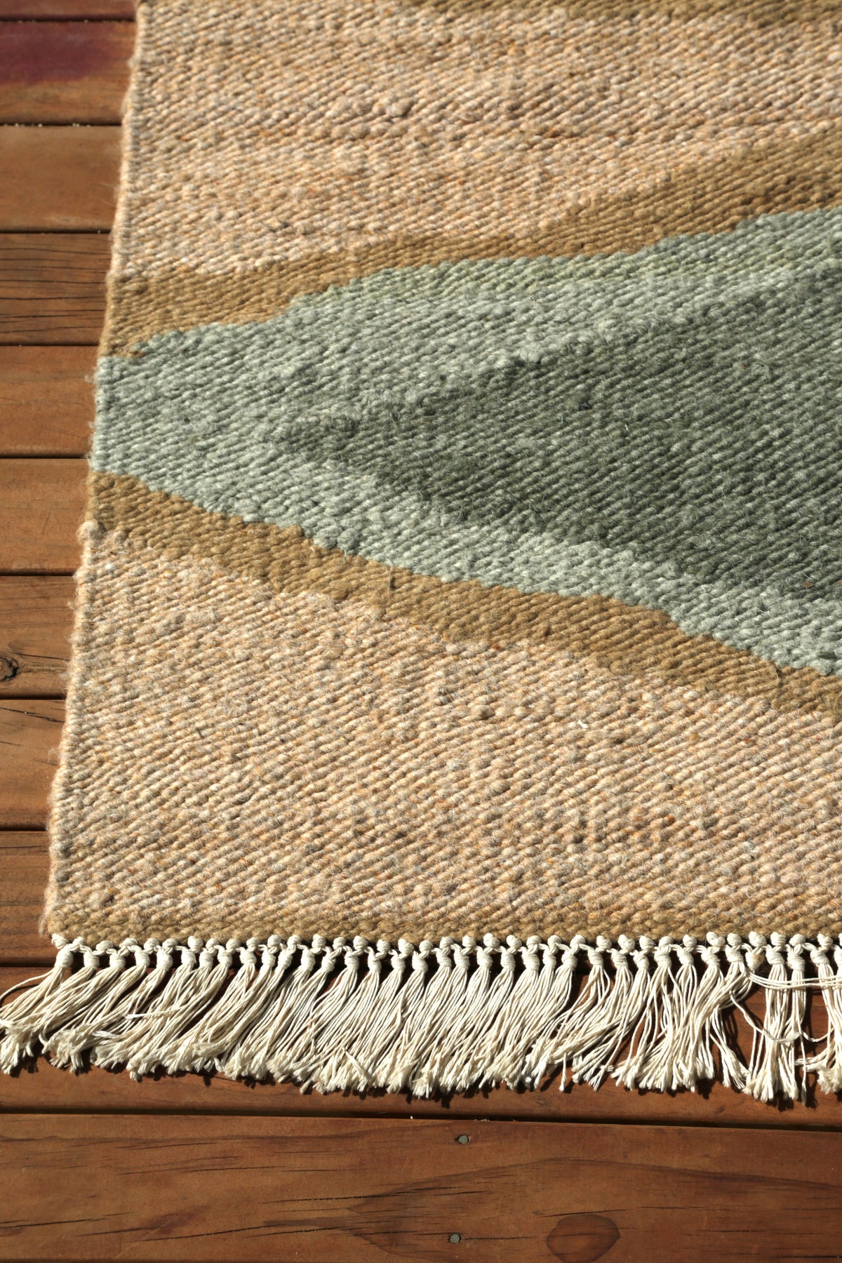 Hand-made rug by "Mosana"